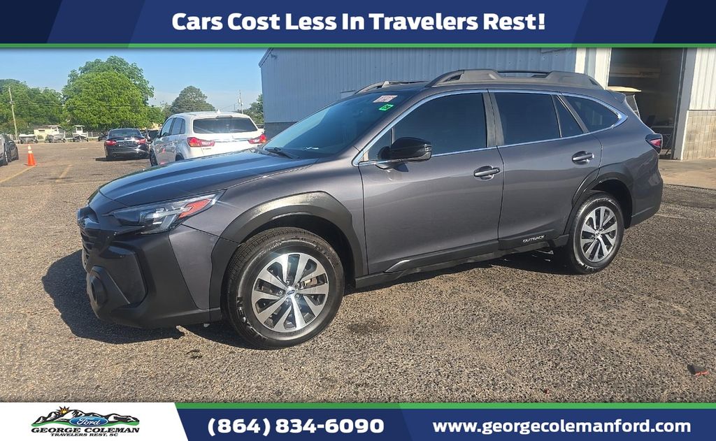 2023 Subaru Outback Premium's photo