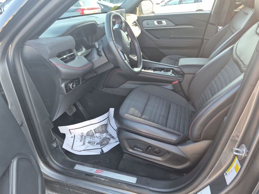 Used 2025 Ford Explorer ST-Line SUV