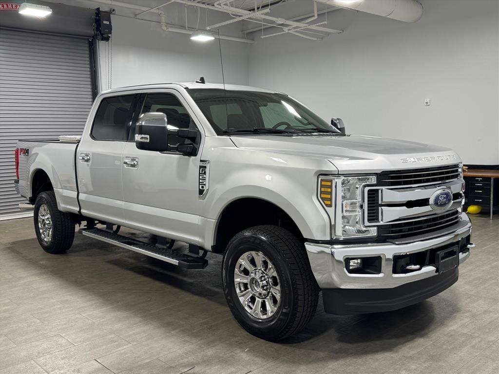 Certified 2019 Ford F-250 XLT Truck Crew Cab