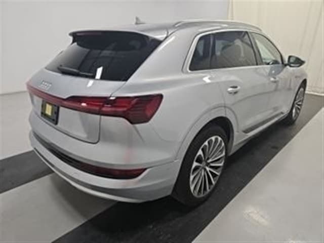 Used 2019 Audi e-tron Prestige with VIN WA1VABGE0KB020900 for sale in Travelers Rest, SC