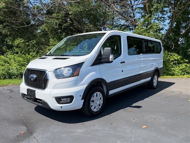 2025 Ford Transit Passenger Van XLT - Photo 8