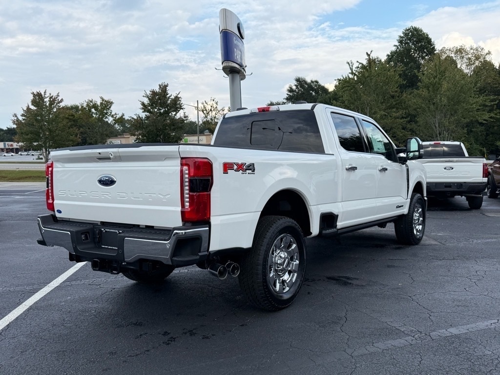 New 2026 Ford F-250 Lariat Truck Crew Cab
