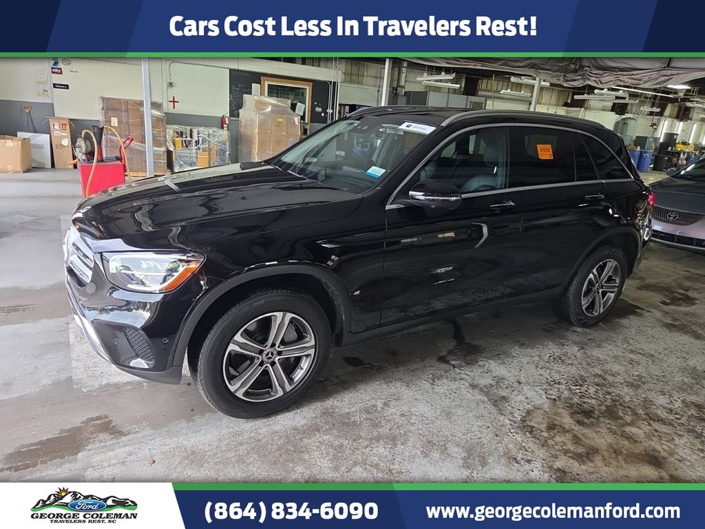 2022 Mercedes-Benz GLC GLC 300's photo