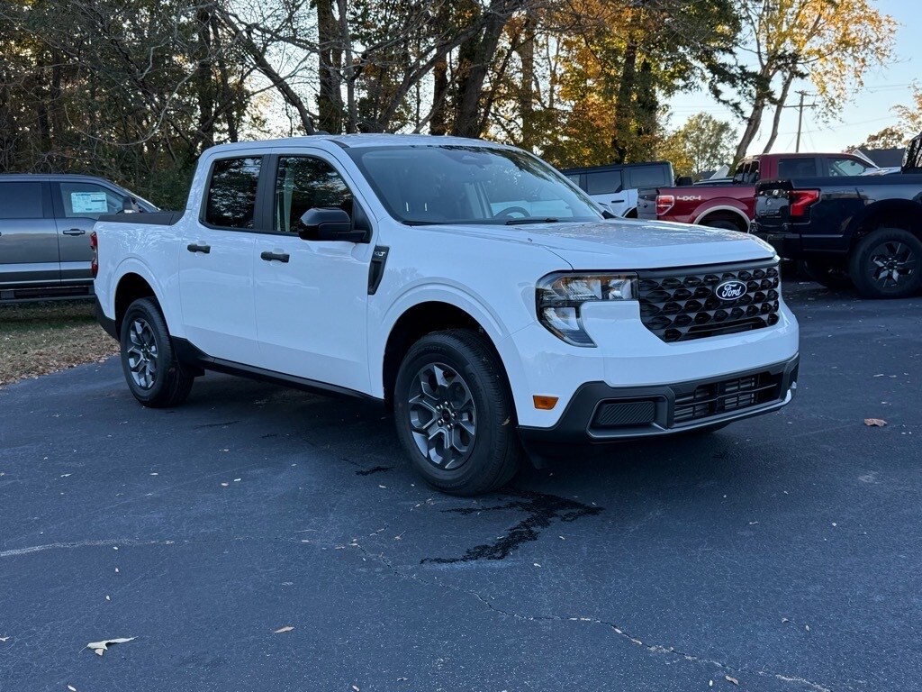 New 2025 Ford Maverick XLT Truck SuperCrew