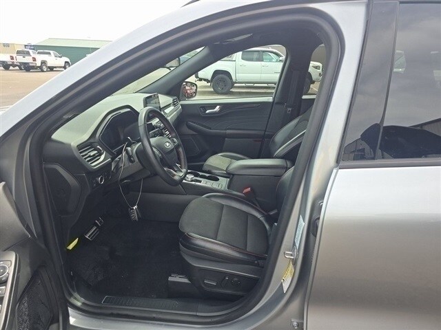 2023 Ford Escape ST-Line photo 3