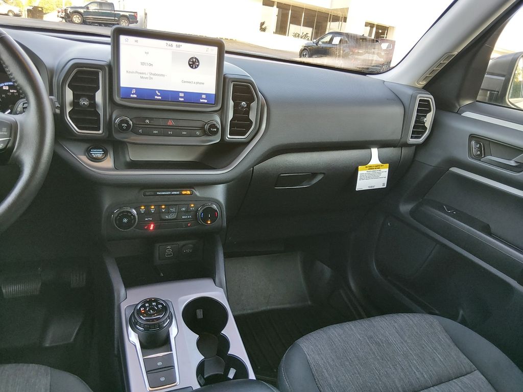 Photo 12