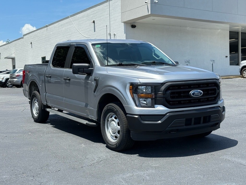 2023 Ford F-150 XL photo 2