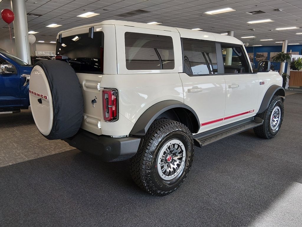 New 2026 Ford Bronco Outer Banks SUV