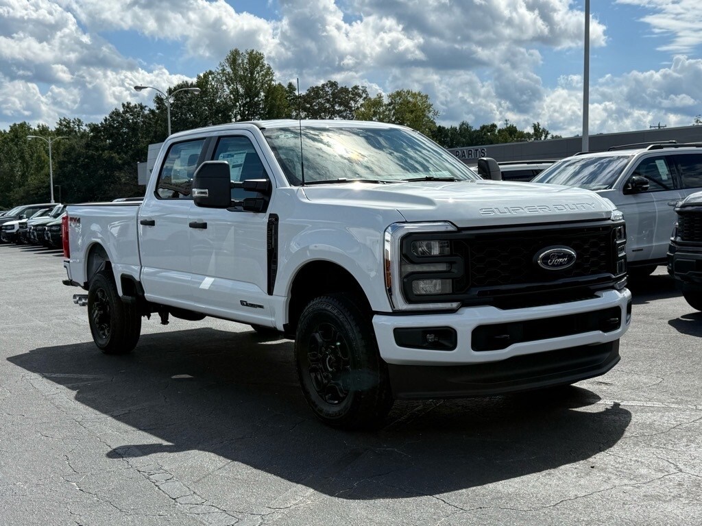 2026 Ford F-250 XL photo 2