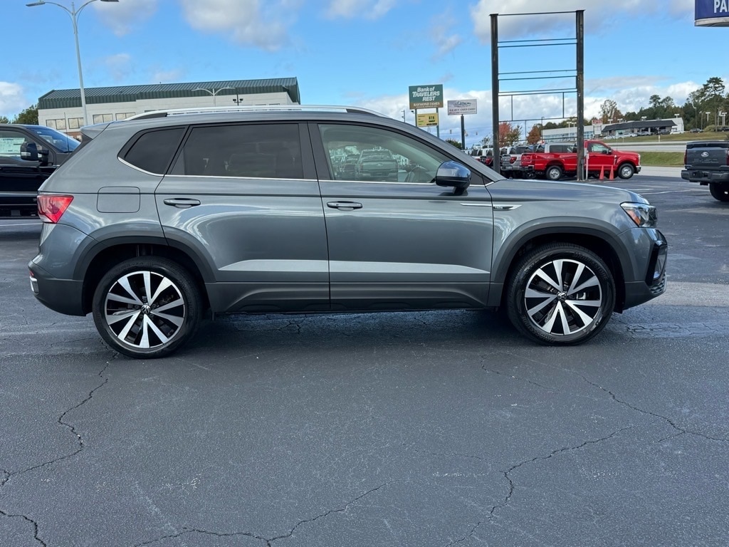 Certified 2022 Volkswagen Taos 1.5T SE SUV