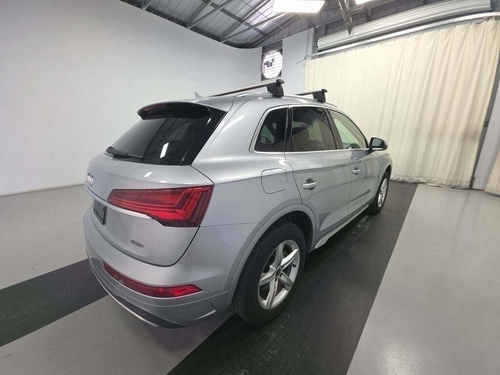 2023 Audi Q5 40 Premium photo 2