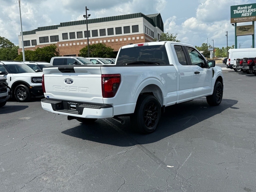 2025 Ford F-150 STX photo 4