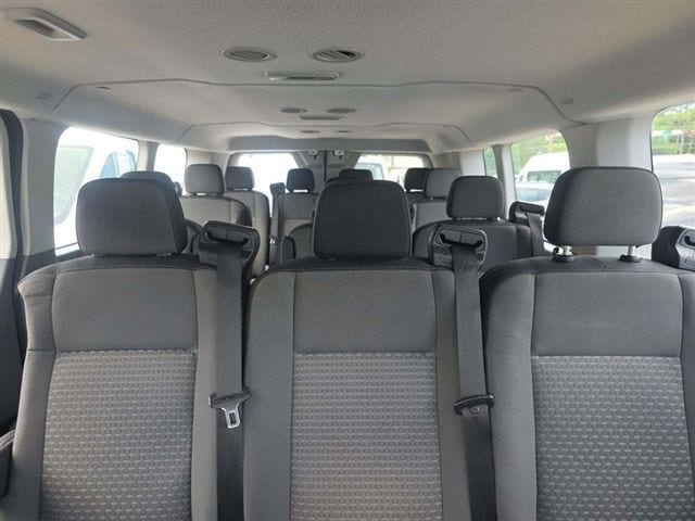 2022 Ford Transit Passenger Van XLT - Photo 9
