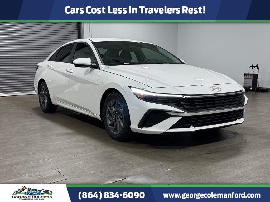 2024 Hyundai Elantra SEL's photo