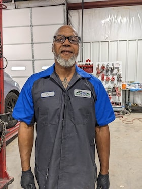 Staff member Dennis Harrison from ID_f4e190eaf251