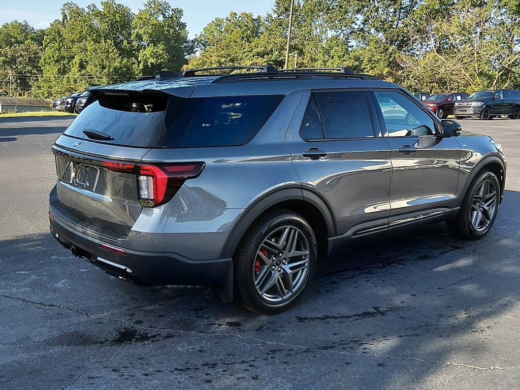 New 2026 Ford Explorer ST-Line SUV
