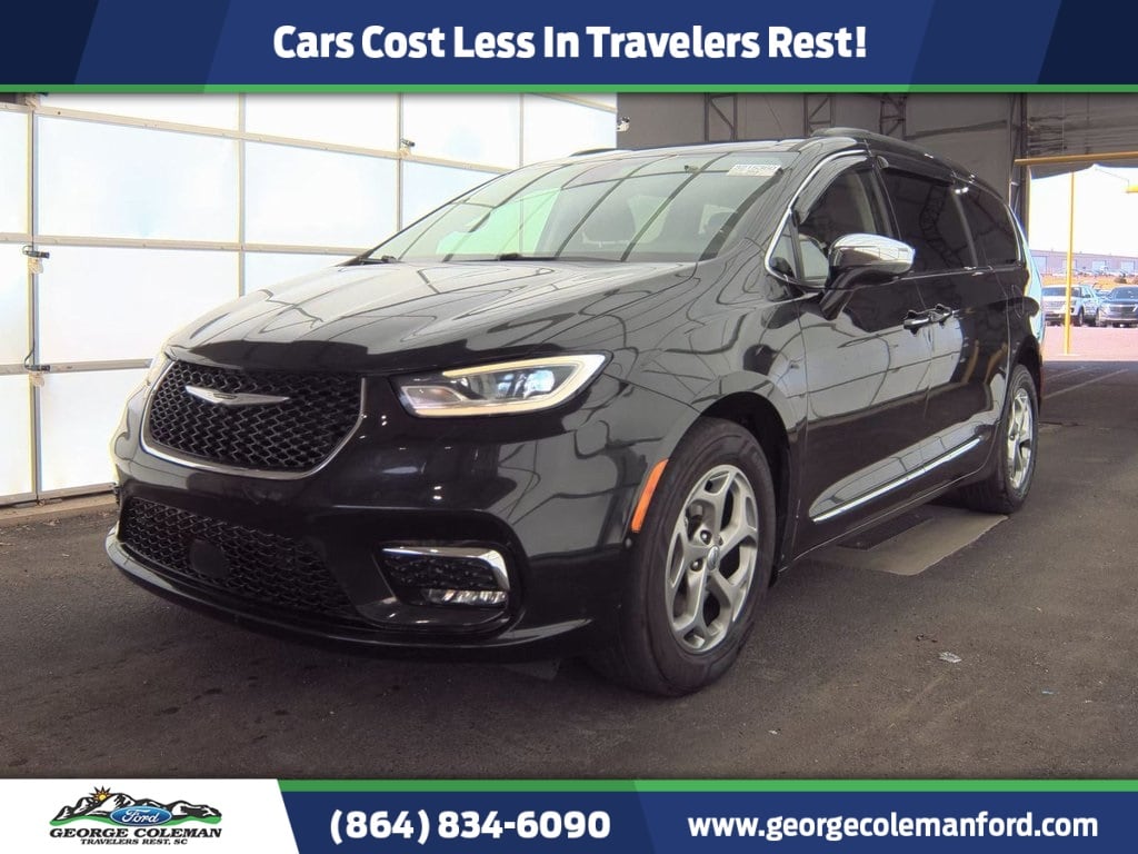 2022 Chrysler Pacifica Limited's photo