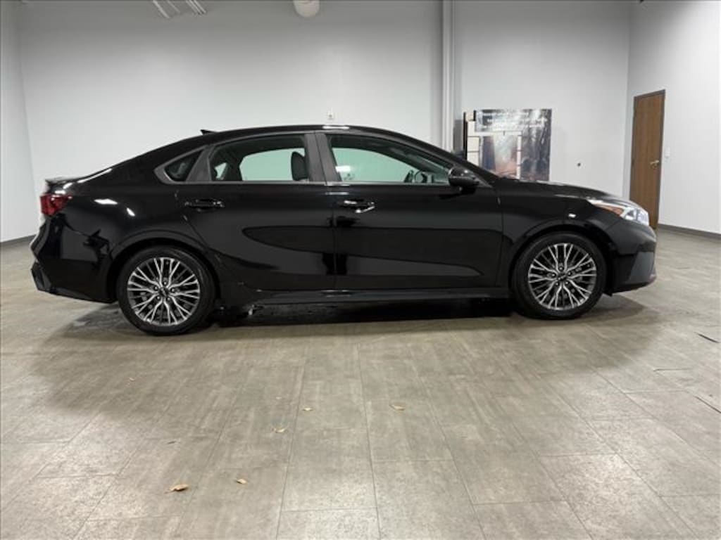 Certified 2023 Kia Forte GT-Line Sedan