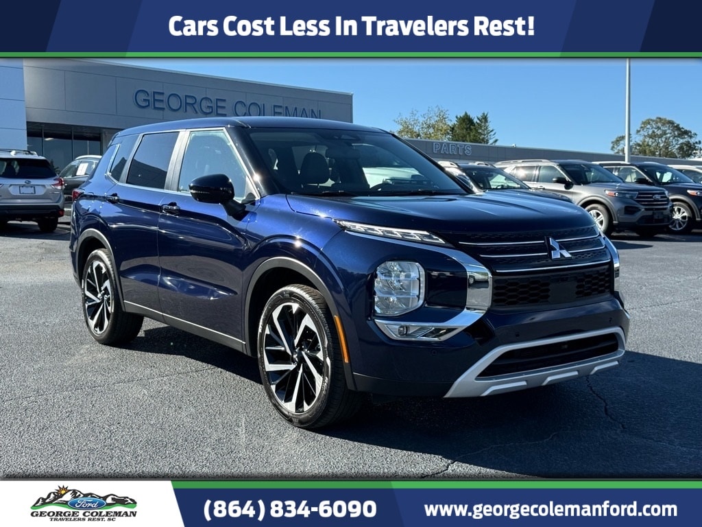 2024 Mitsubishi Outlander SE's photo