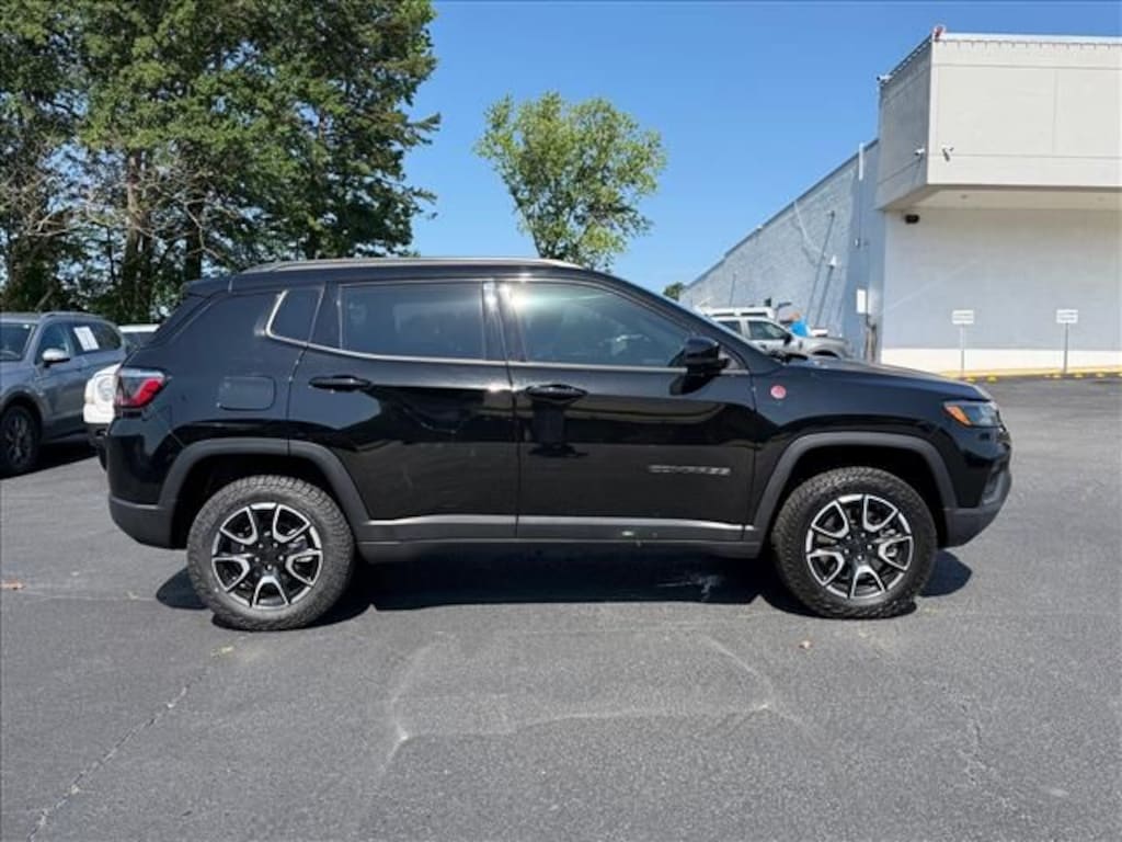Certified 2024 Jeep Compass Trailhawk SUV