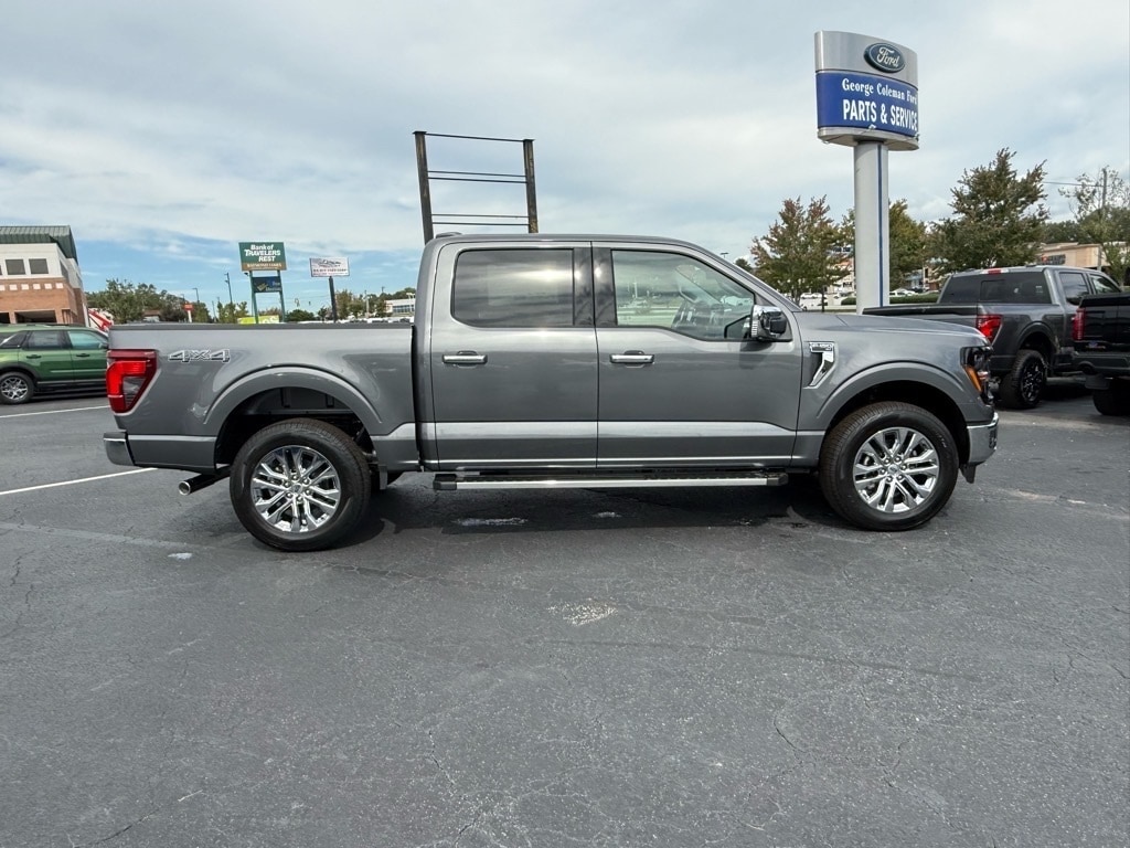 New 2025 Ford F-150 XLT Truck SuperCrew Cab