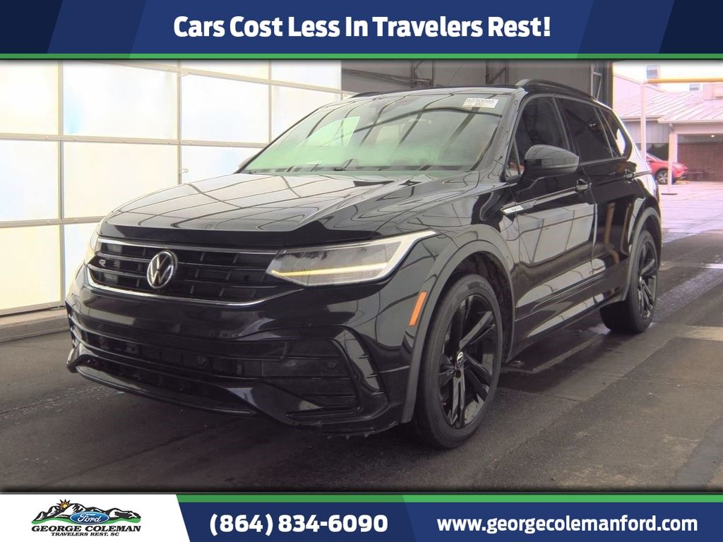 2023 Volkswagen Tiguan 2.0T SE R-Line Black's photo