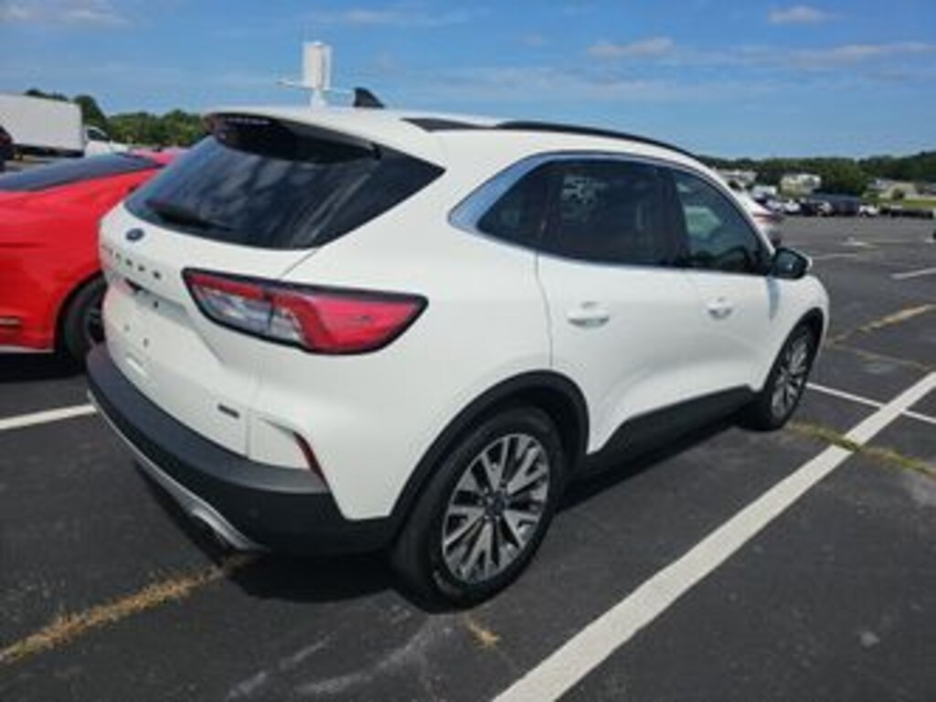 Used 2022 Ford Escape Titanium SUV