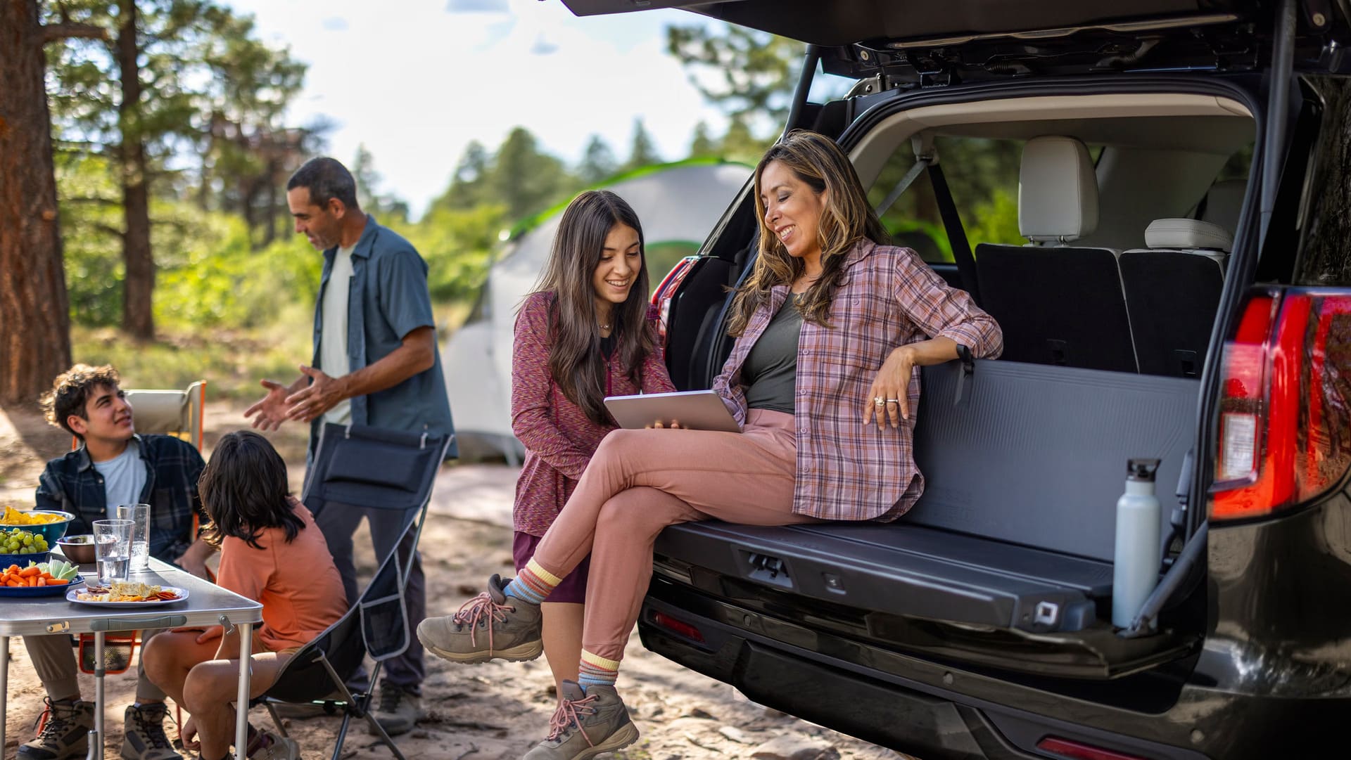 2027 Ford Expedition cargo space and loading area