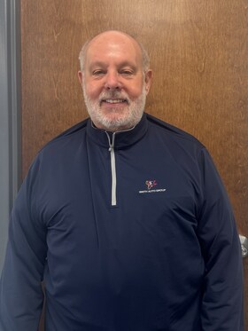 Staff member Paul Chapman from ID_a44948093d07