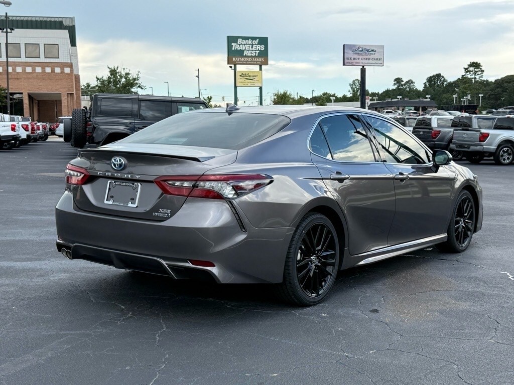 2024 Toyota Camry Hybrid XSE photo 3