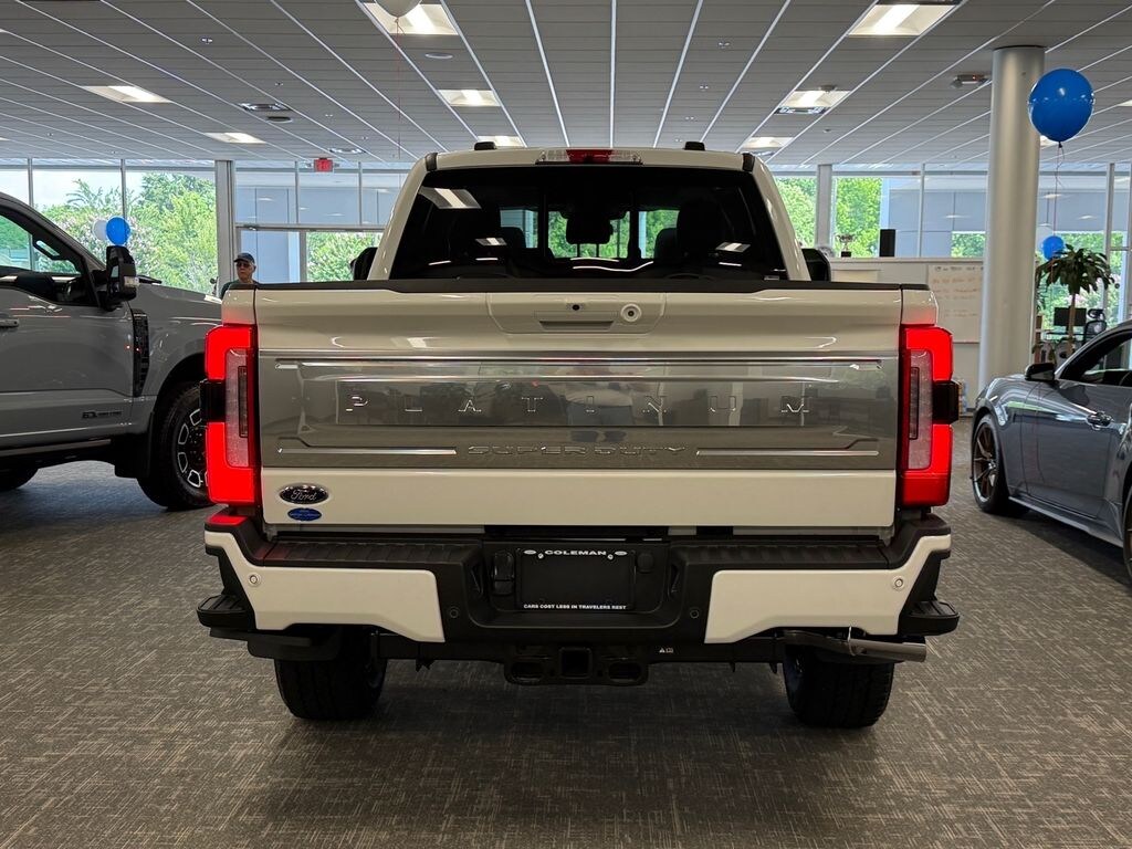 New 2026 Ford F-350 Platinum Truck Crew Cab