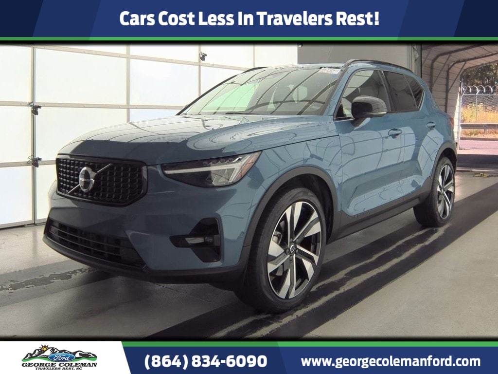 2023 Volvo XC40 Plus