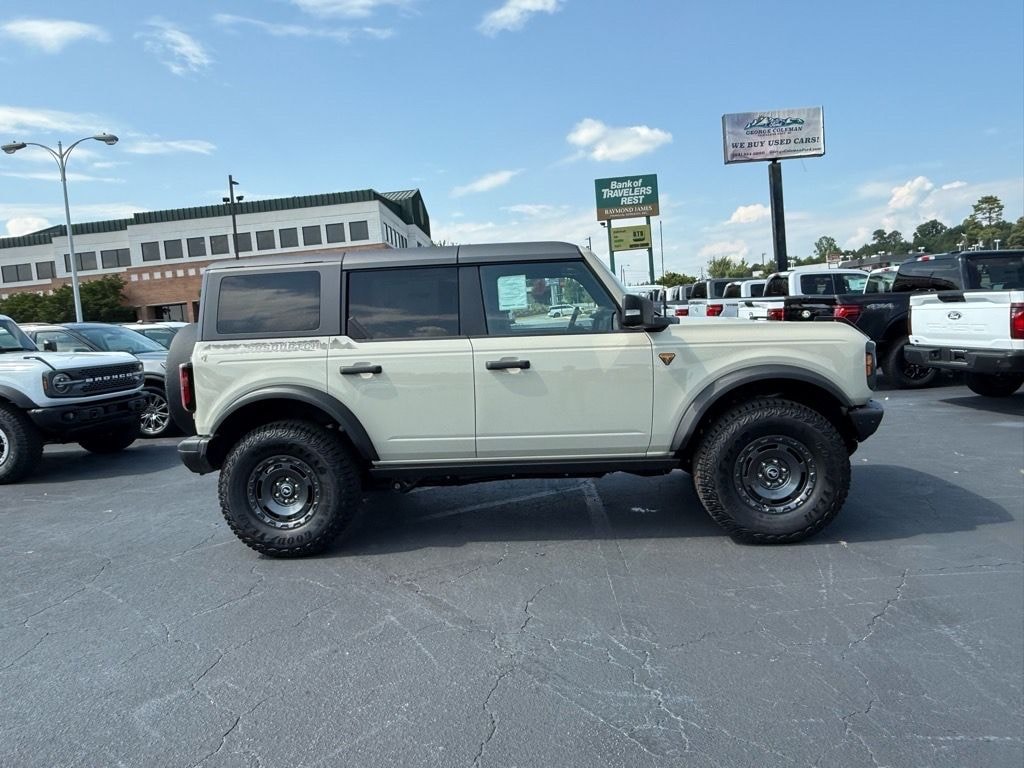 New 2025 Ford Bronco Badlands SUV