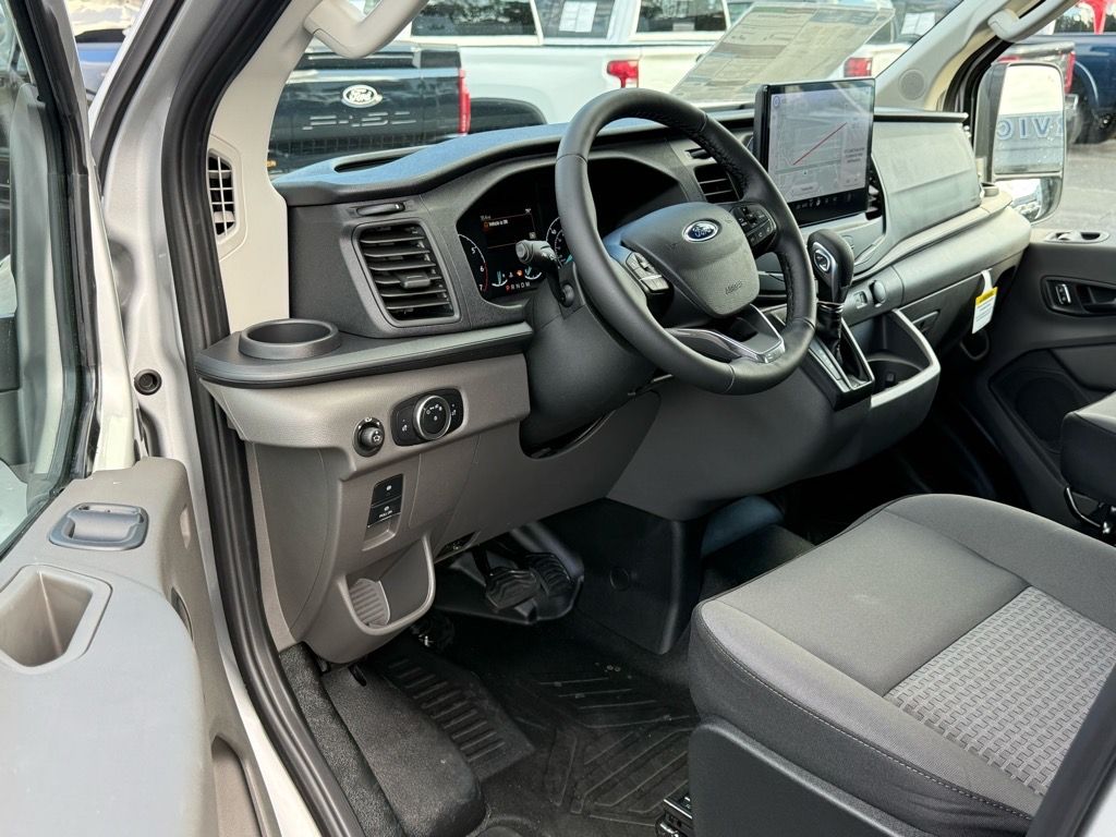 2025 Ford Transit Passenger Van XL - Photo 10