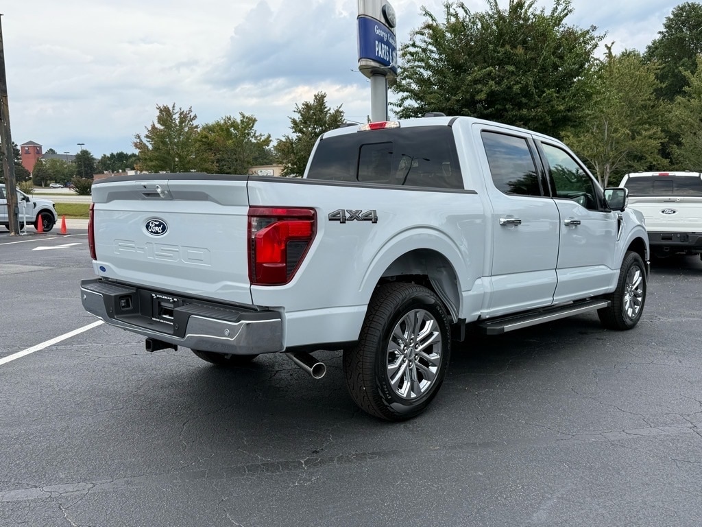 New 2025 Ford F-150 XLT Truck SuperCrew Cab