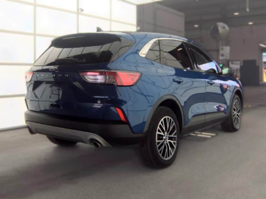 Used 2022 Ford Escape PHEV SE SUV