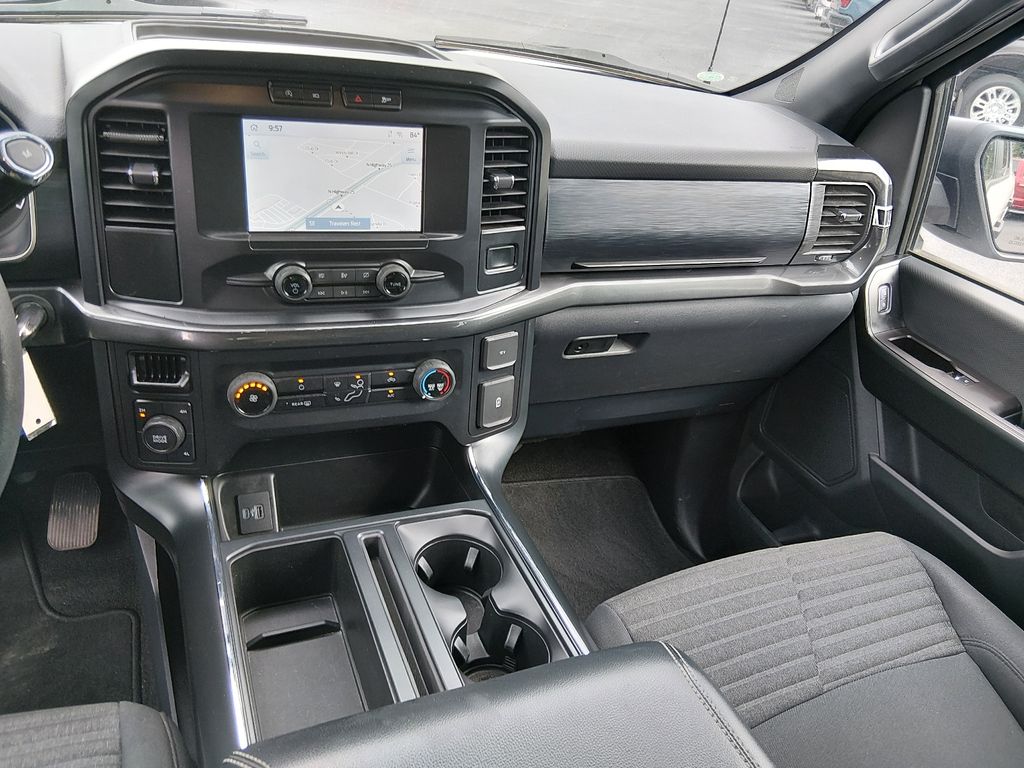 Photo 12