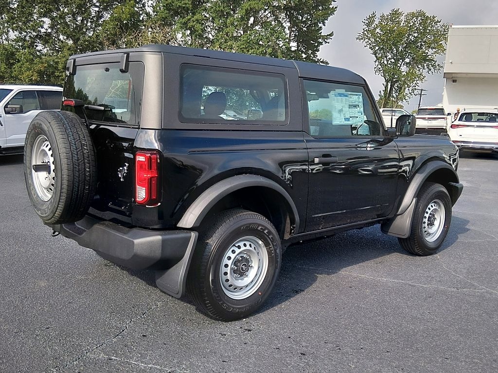 New 2026 Ford Bronco Base SUV