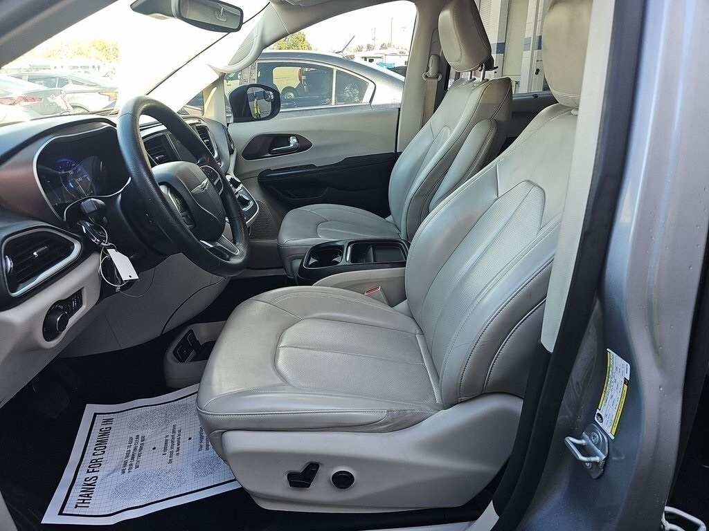 Certified 2021 Chrysler Voyager LXI Van Passenger Van