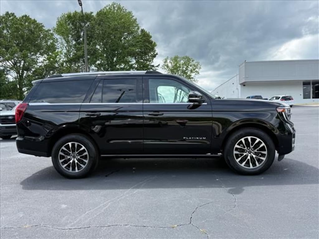 Certified 2025 Ford Expedition Platinum SUV