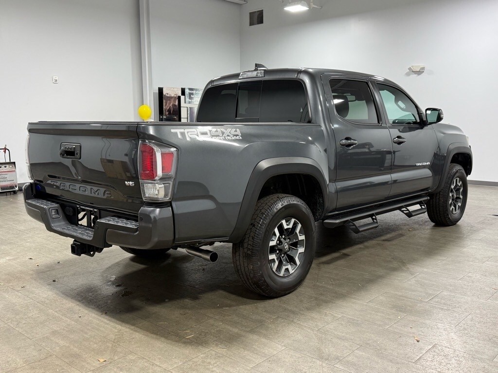 2023 Toyota Tacoma TRD Off-Road Double Cab photo 3