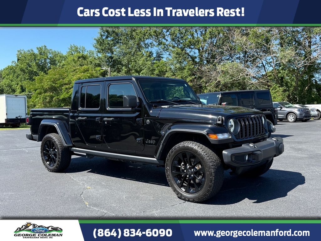 2024 Jeep Gladiator Nighthawk Auto's photo