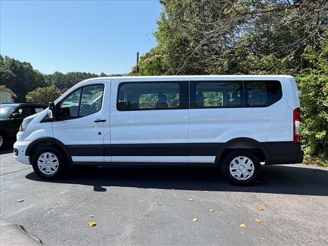 2025 Ford Transit Passenger Van XLT - Photo 7