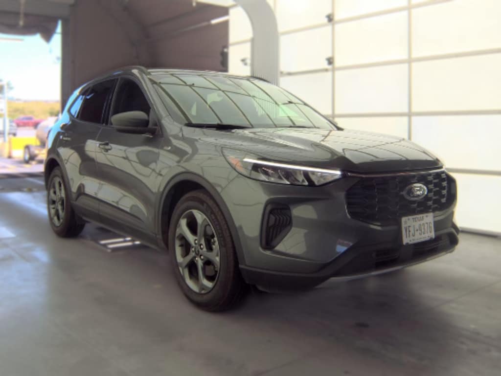 Certified 2025 Ford Escape ST-Line SUV
