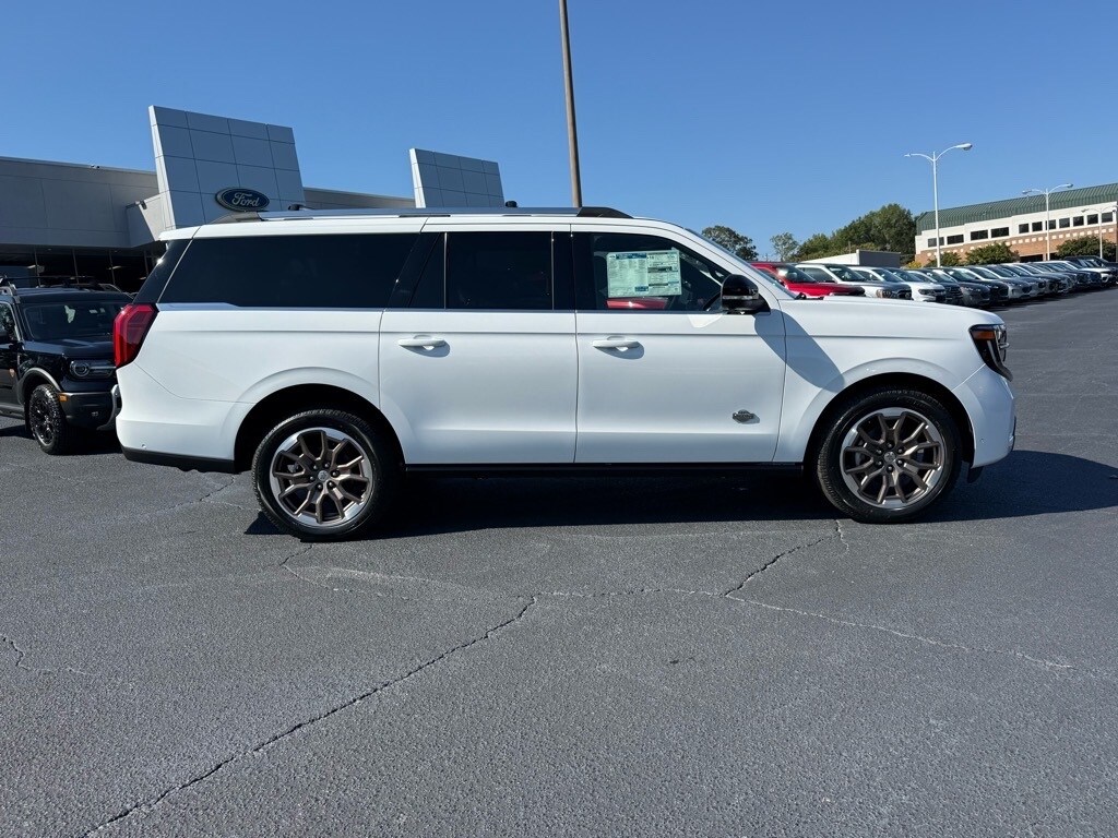 2025 Ford Expedition MAX King Ranch photo 2