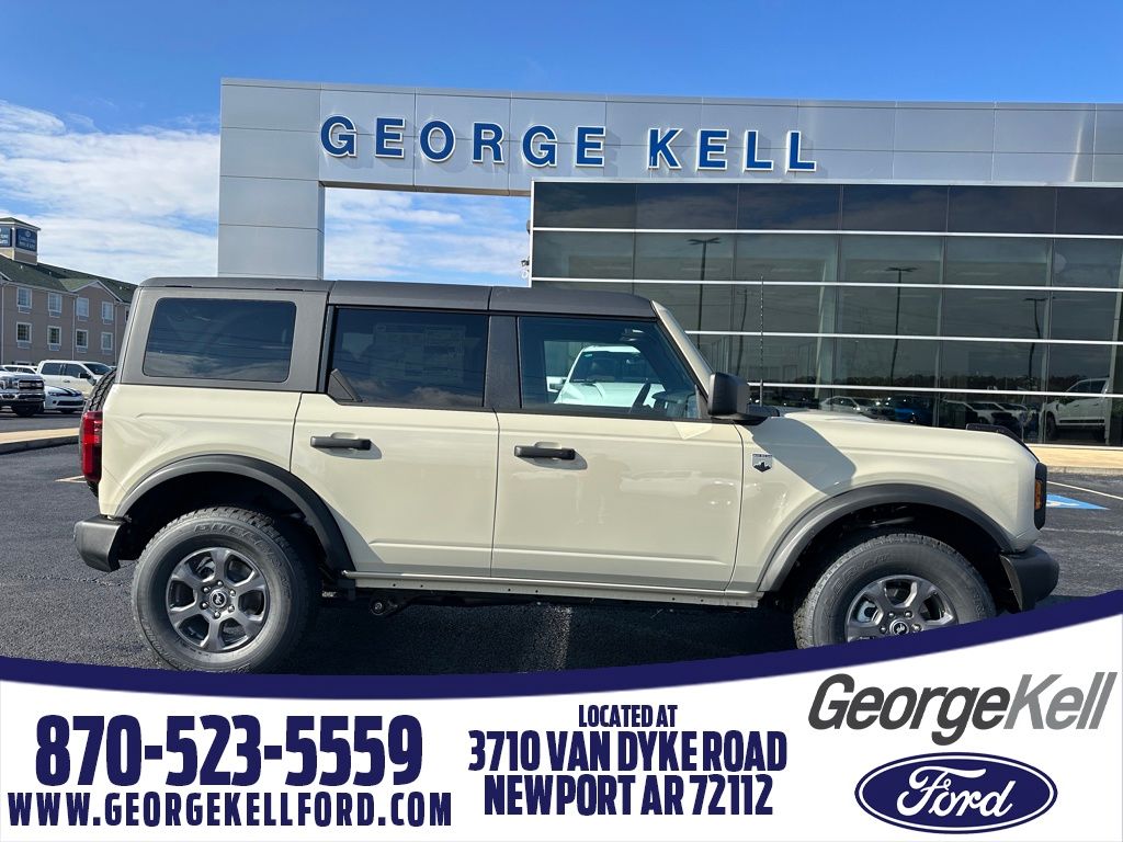 2025 Ford Bronco 4-Door Big Bend's photo