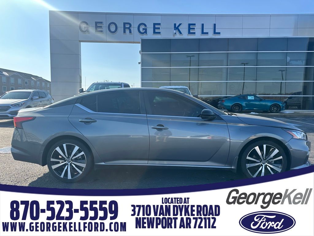 2021 Nissan Altima SR