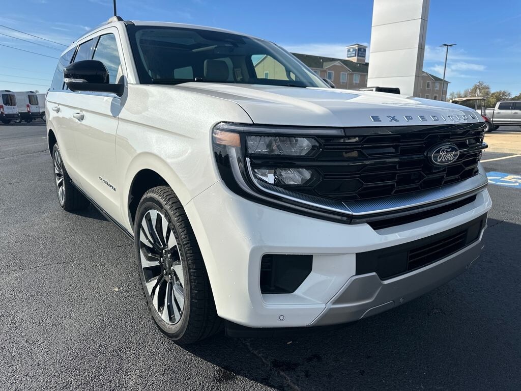 New 2025 Ford Expedition Platinum SUV