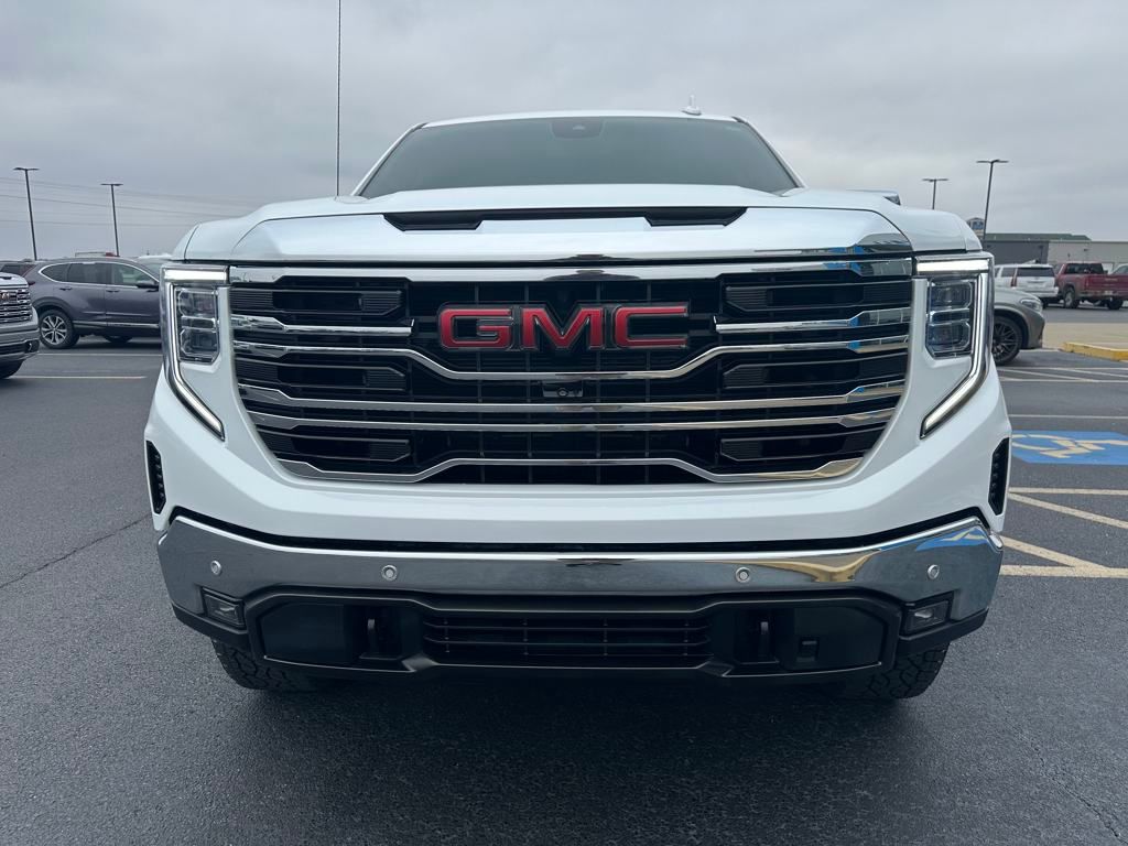 2023 Gmc Sierra 1500 SLT photo 3