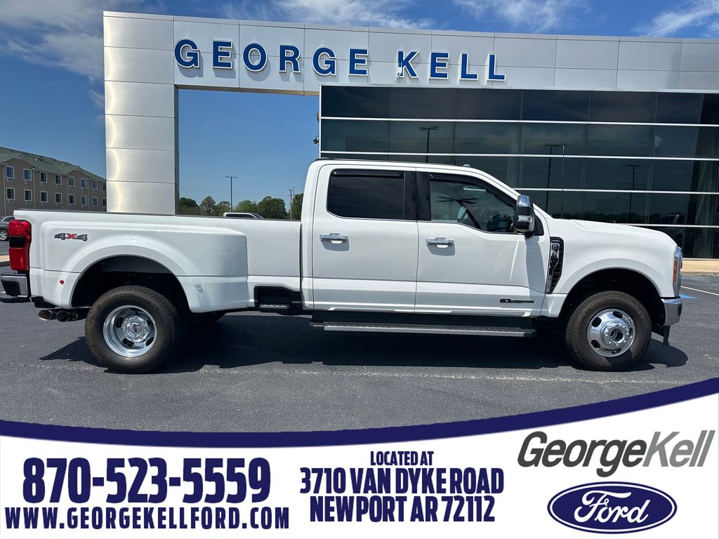 2023 Ford F-350 Lariat 4x4 Crew Cab 8' Box DRW's photo